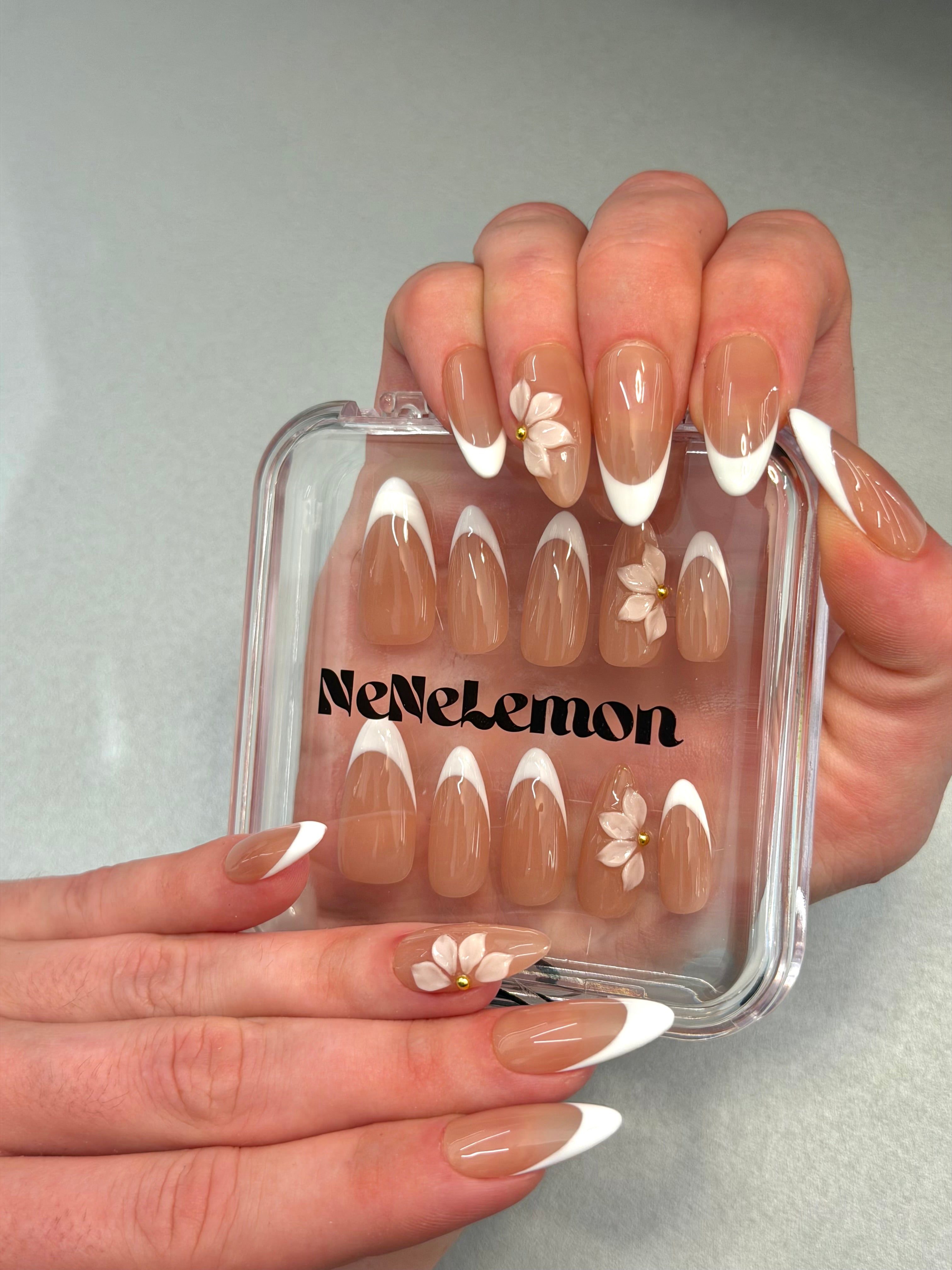 French Press-on Nails — Medium Almond | Flowery Excellence | Nenelemon
