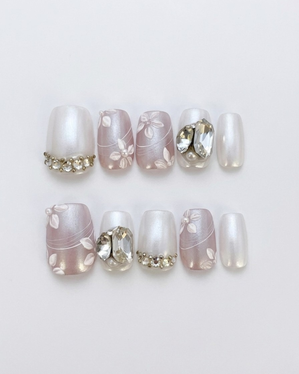 Press-on nails, medium squoval, soft gel, reusable, 3D
