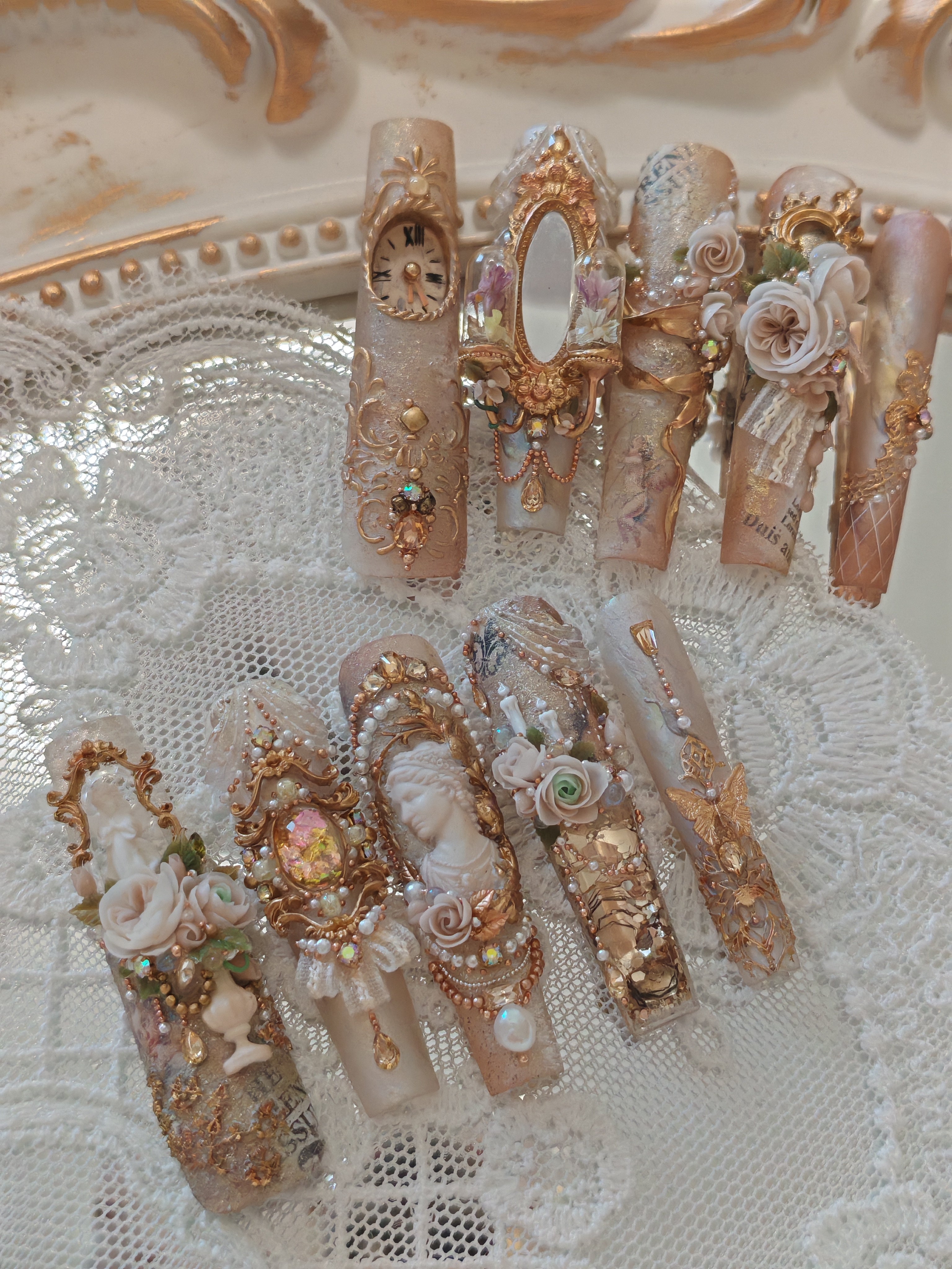 Press on nails, long coffin, 3D soft gel reusable, gold