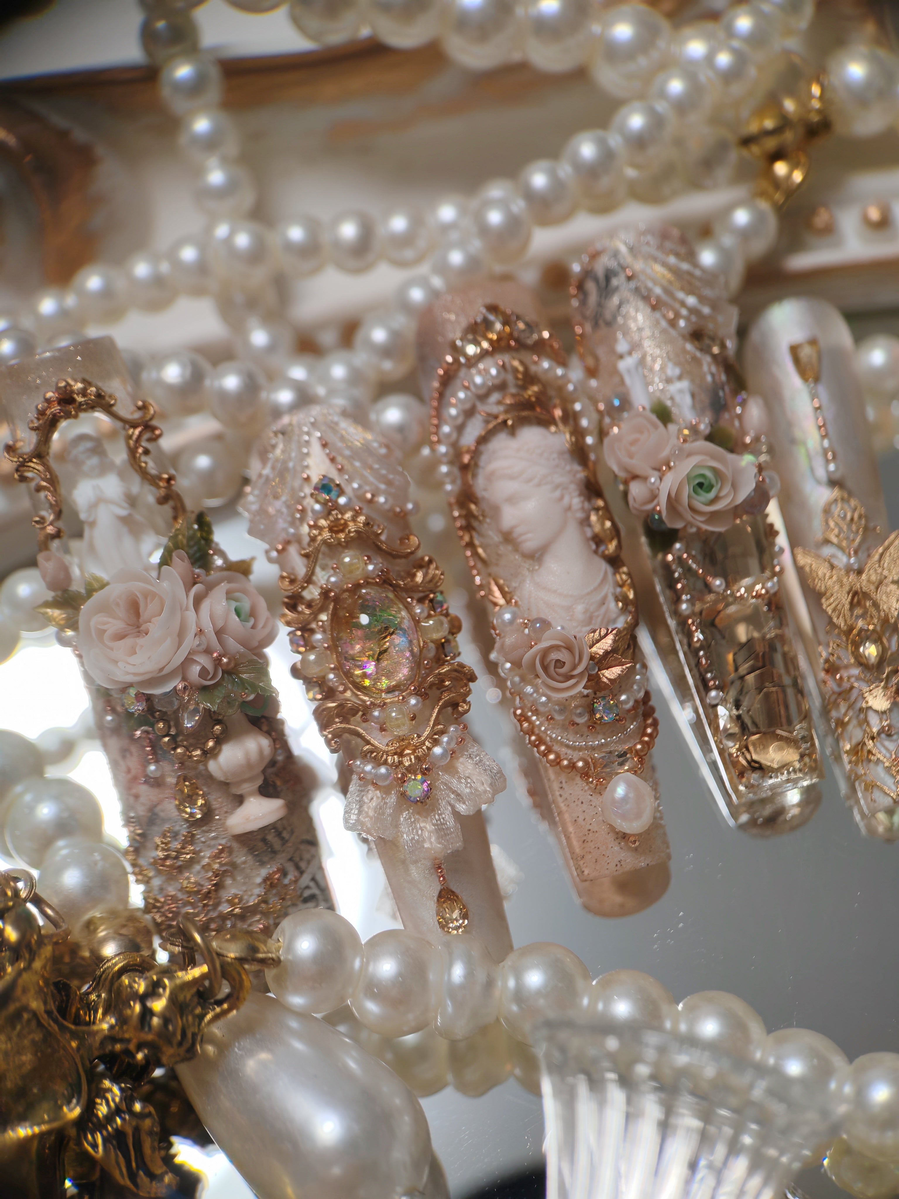 Press on nails, long coffin, 3D soft gel reusable, gold